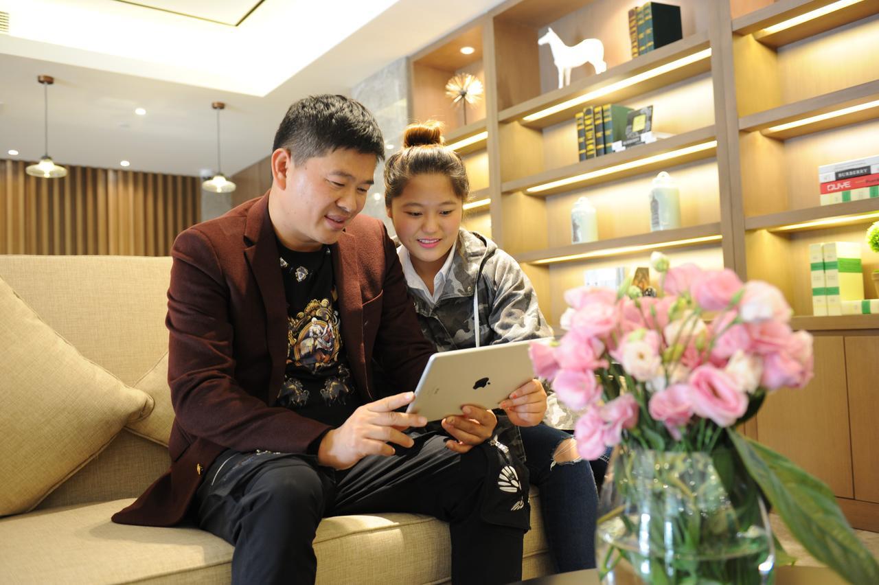 Atour X Hotel Shanghai Hongqiao Airport Konggang Road Exteriör bild