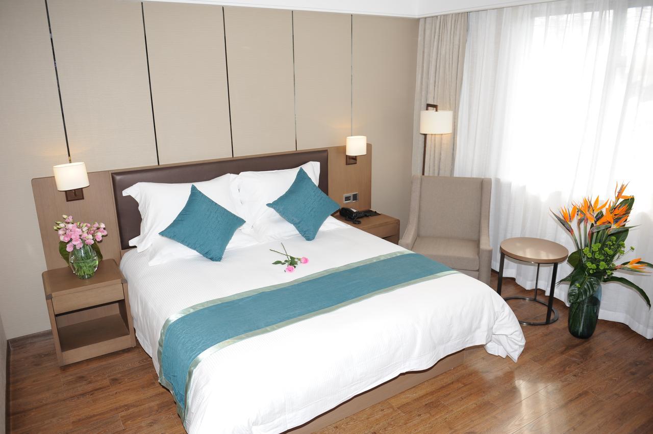 Atour X Hotel Shanghai Hongqiao Airport Konggang Road Exteriör bild